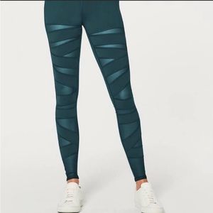 Lululemon Winder Uder with Mesh